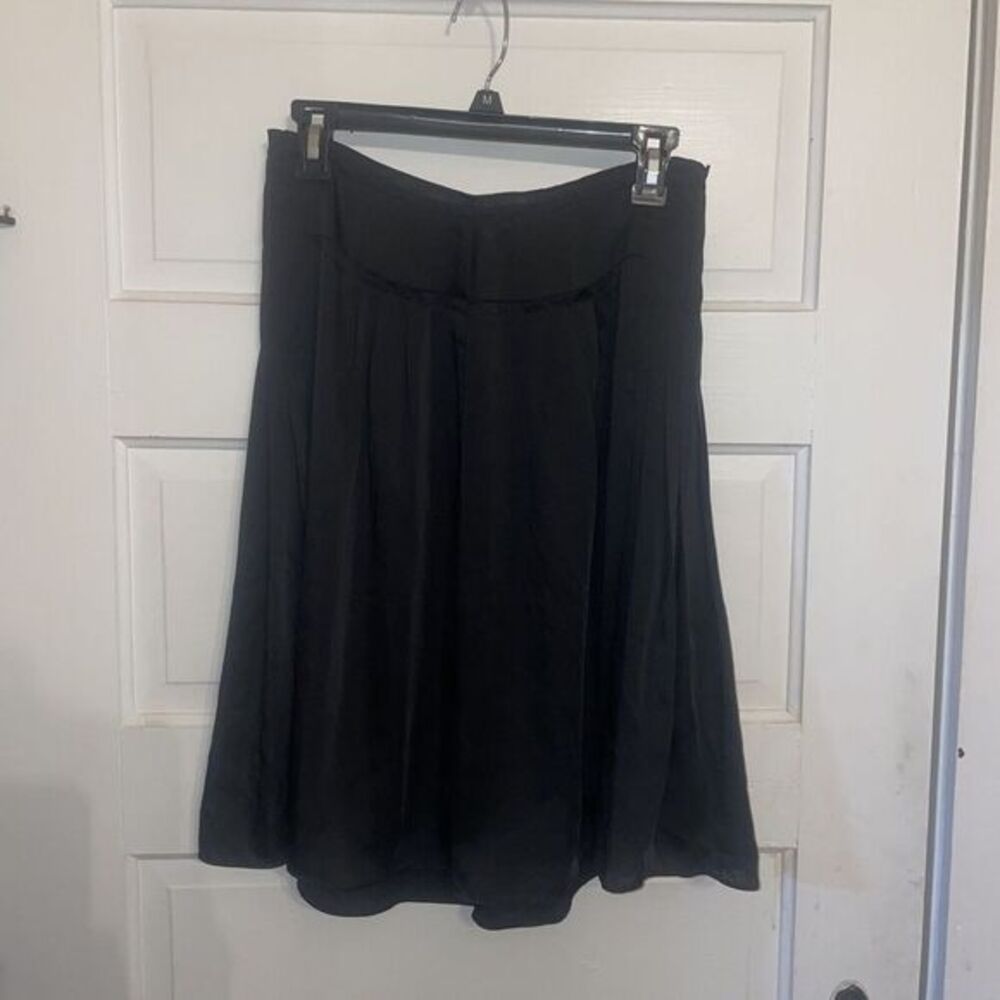 Apostrophe Jet Black Flowing Pleated Skirt, Looks Amazing On, 28" Waist (8-10)
